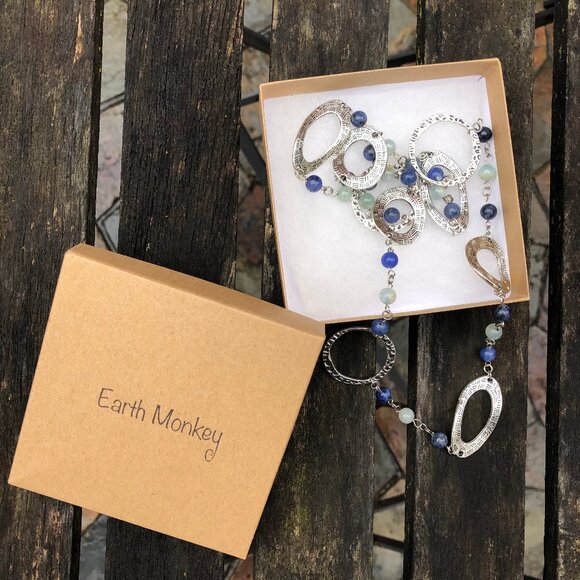 Stylish silver and gemstone necklace - Picture 8 of 9